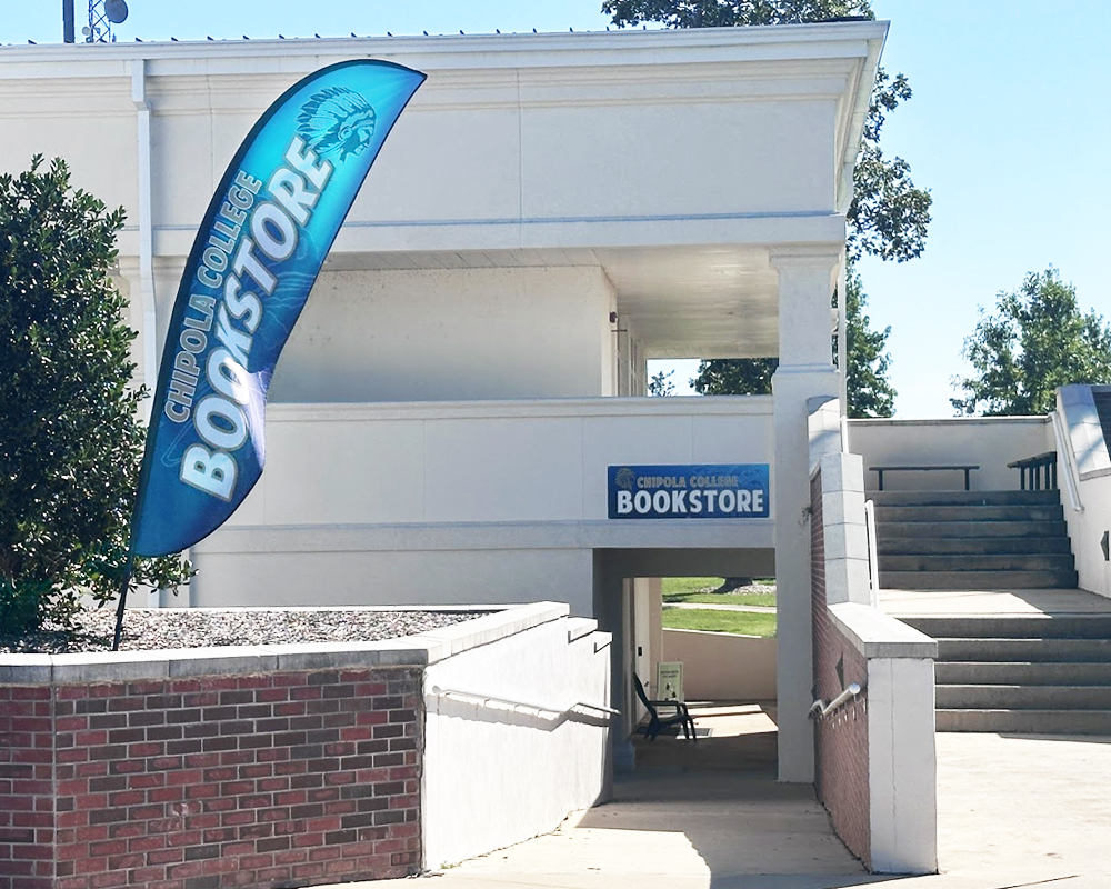 Chipola College Bookstore entrance with blue Chipola Bookstore banner