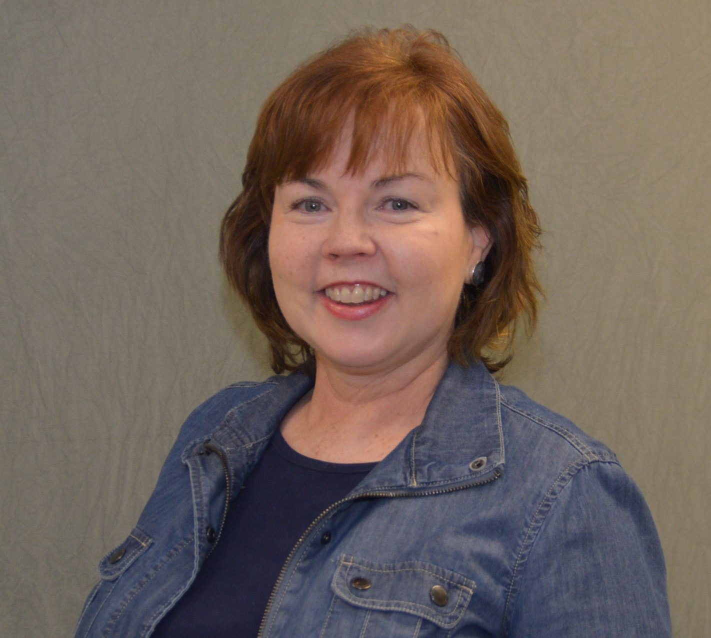 Dr. Carol Saunders